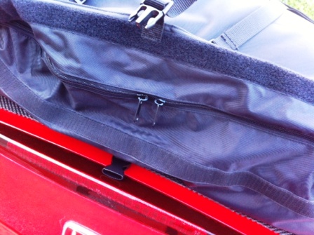 zip details on bootbag car luggage rack